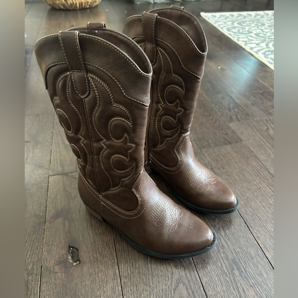 Cat & Jack Brown Boots